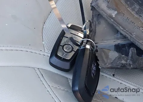 2018 Ford Explorer Platinum z USA, uszkodzony, nr VIN 1FM5K8HTXJGA86600